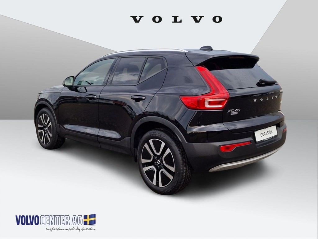 Volvo  1.5 T2 Momentum