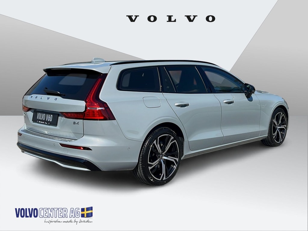 Volvo  2.0 B4 Ultimate Dark